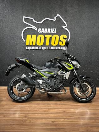 KAWASAKI Z400 